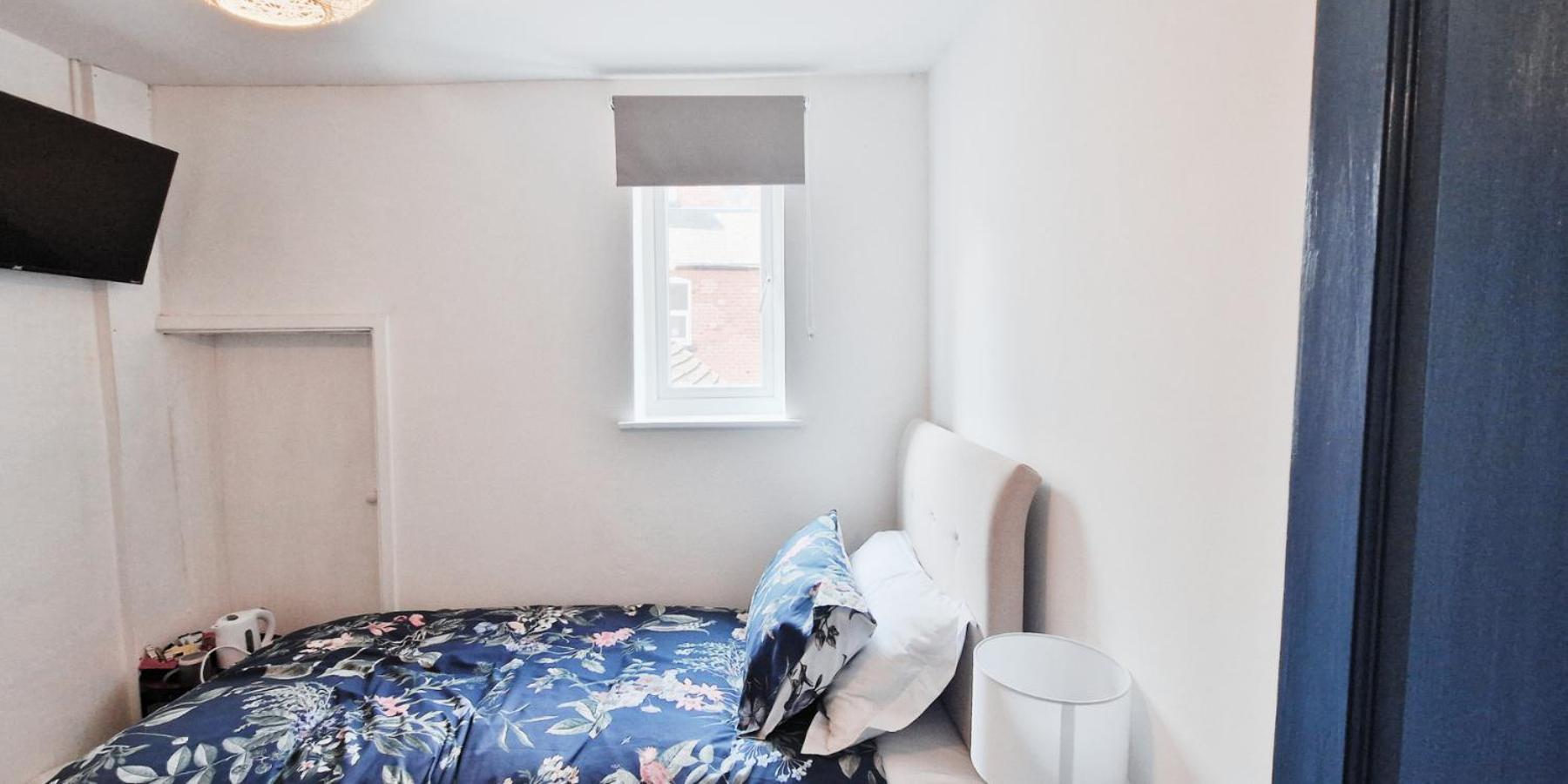 Single Room In Modern House Near Nottingham Exterior photo